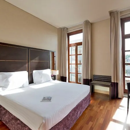 Ξενοδοχείο Eurostars Artes 4*